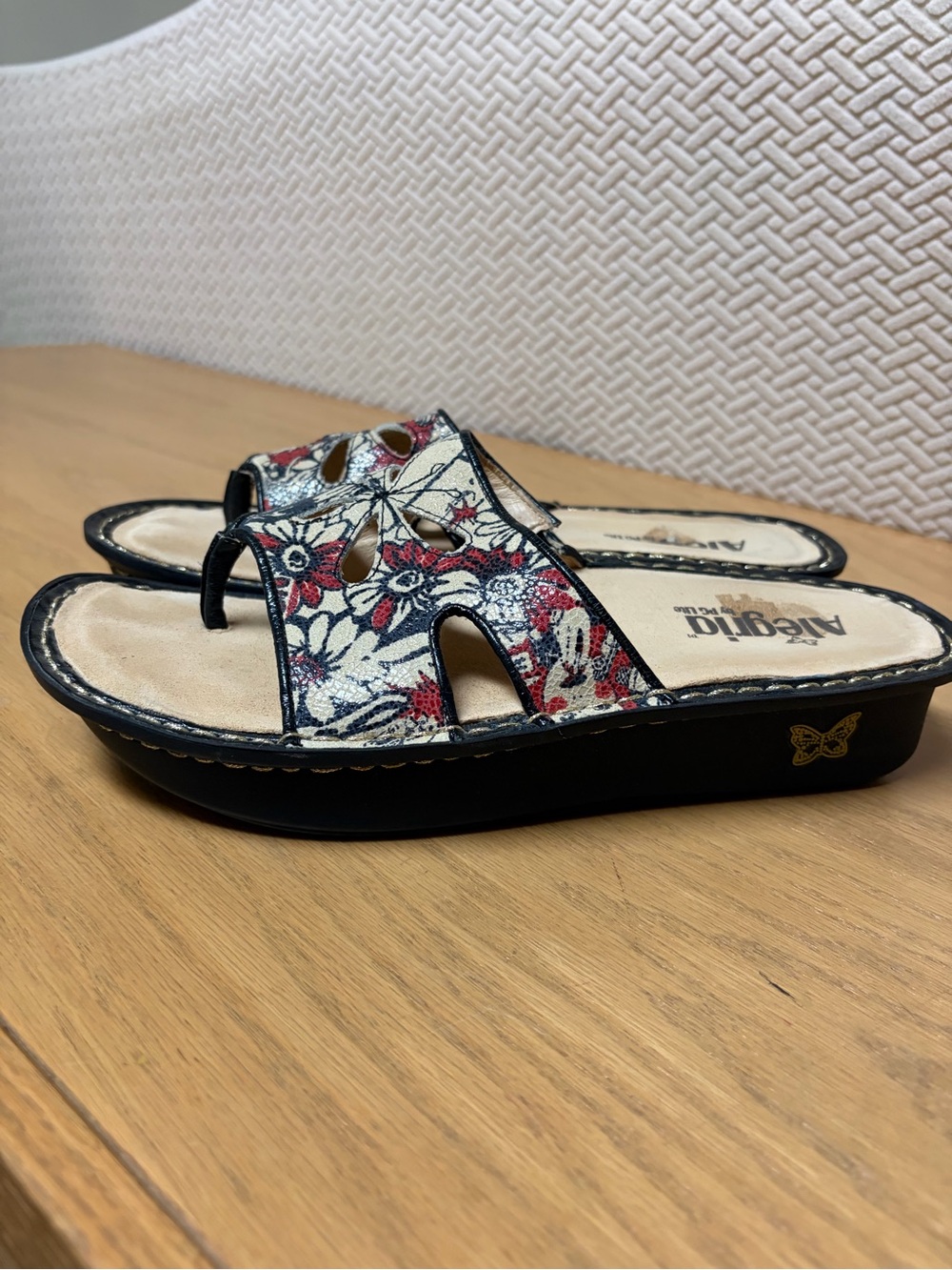 Alegria Floral White and Red Leather Toe-Ring Sandals